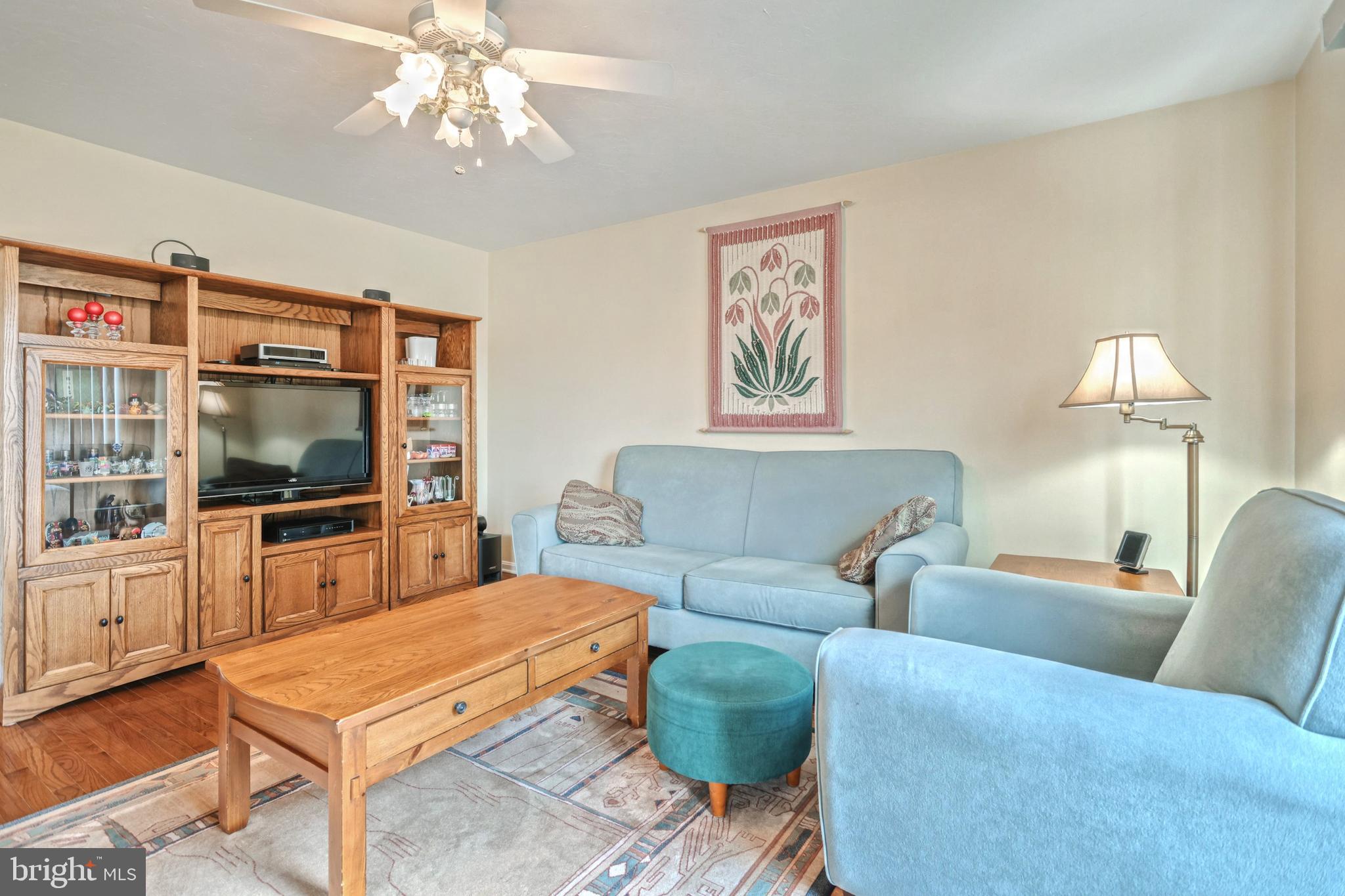 POPLAR SPRINGS - Residential