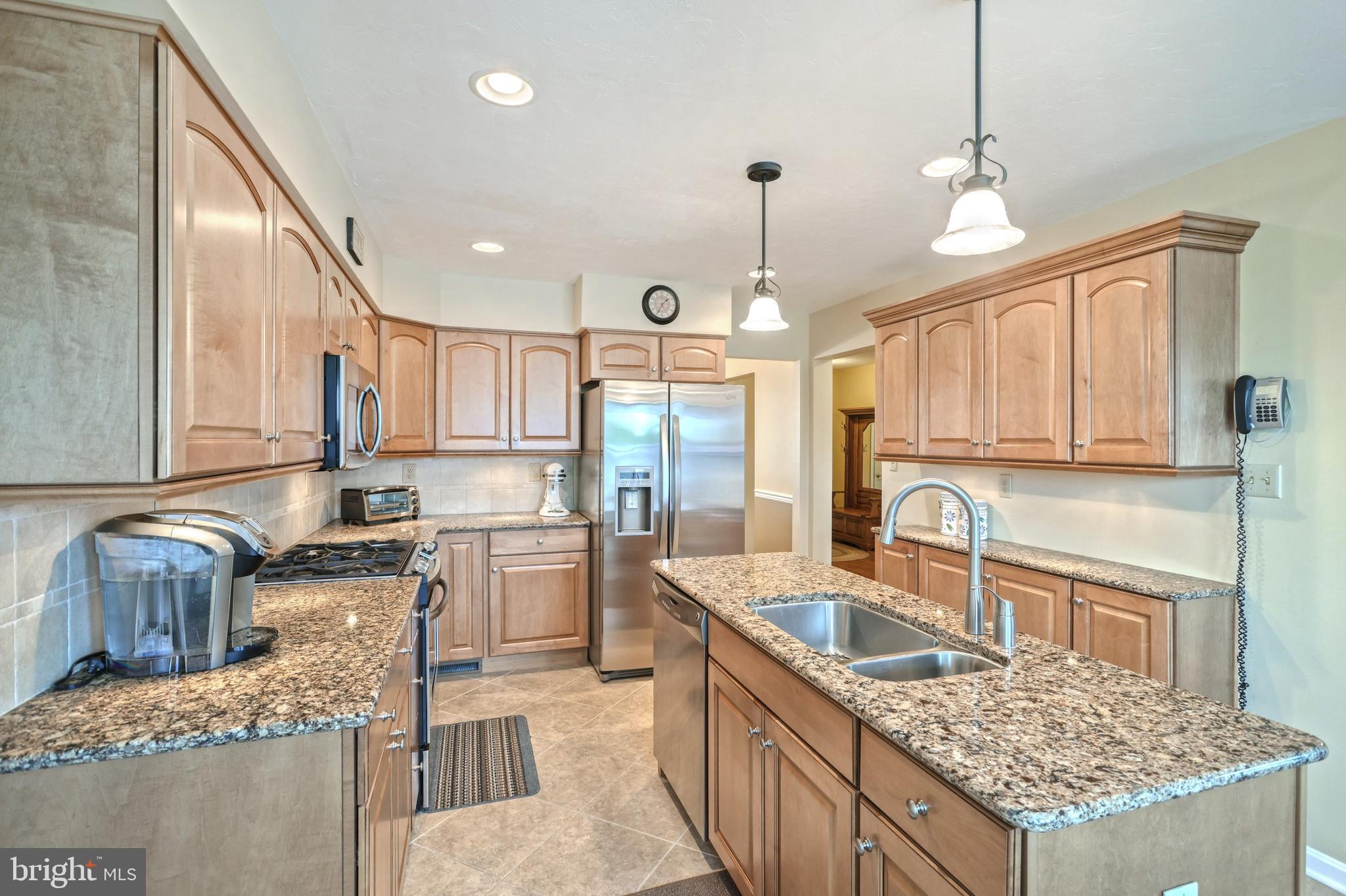 POPLAR SPRINGS - Residential