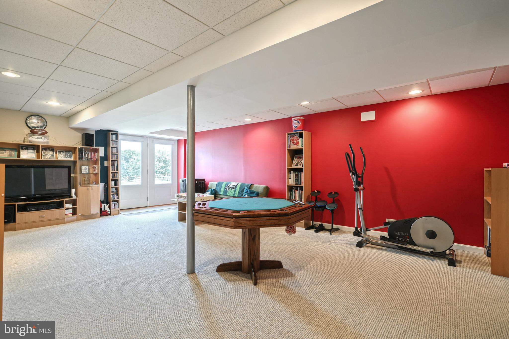 POPLAR SPRINGS - Residential