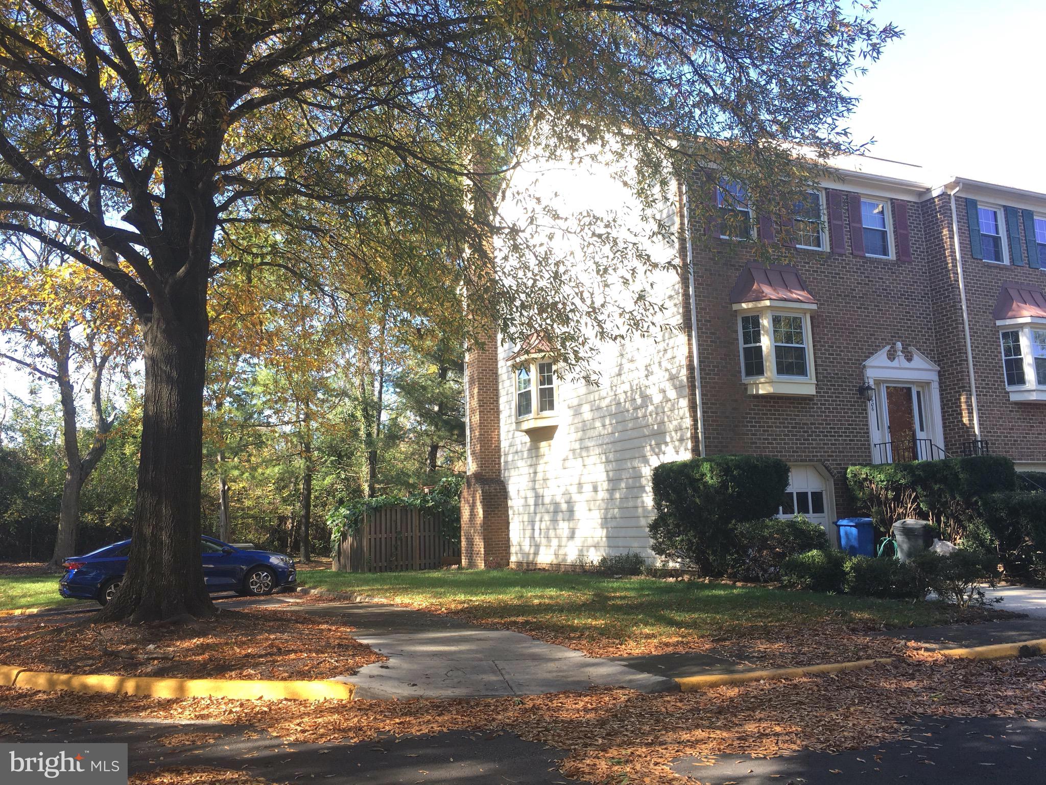 BRADDOCK PLACE - Residential Lease