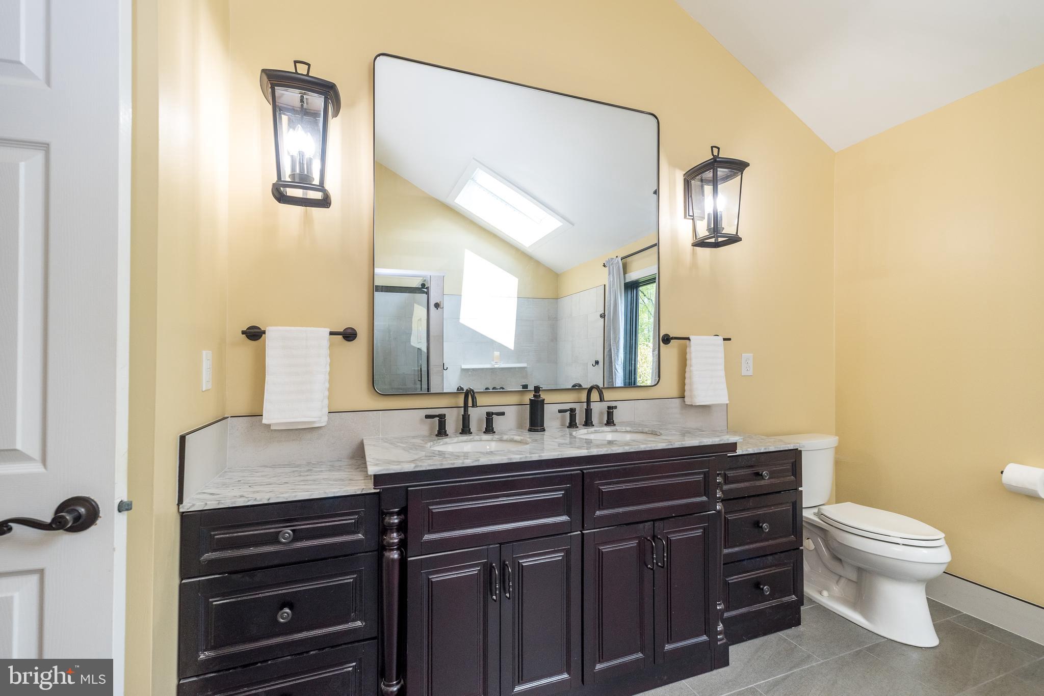 DUBLIN CROSSING - Residential