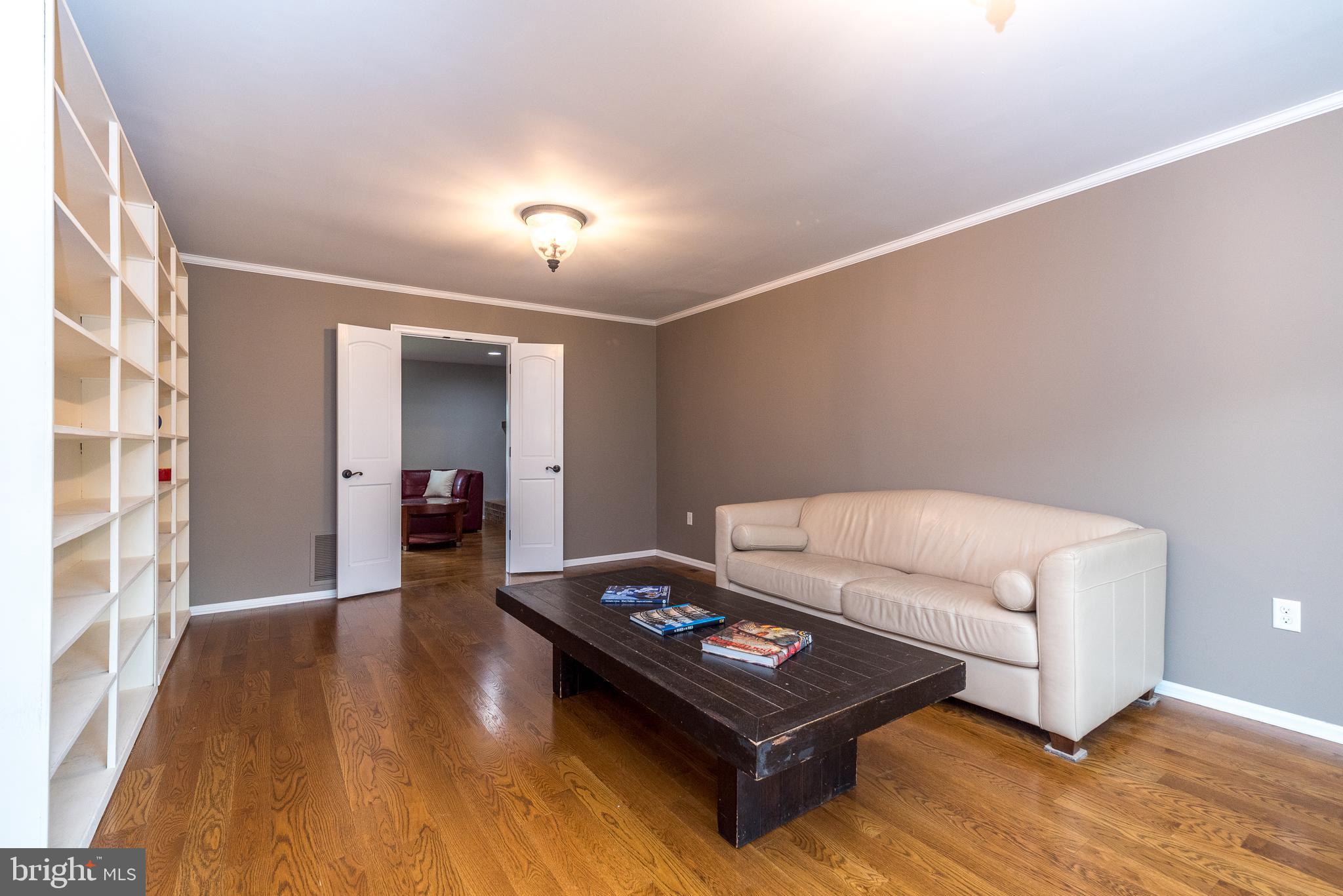 DUBLIN CROSSING - Residential