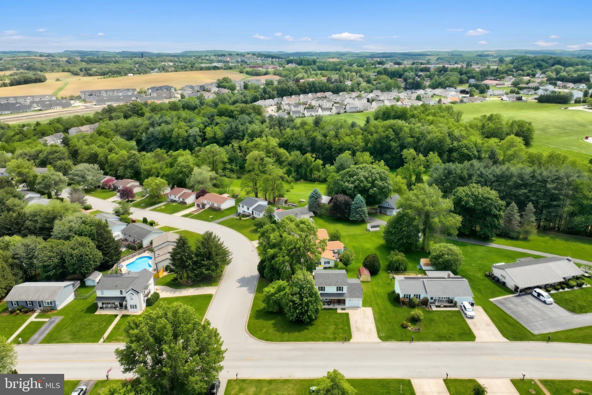 COLONIAL ACRES - Residential