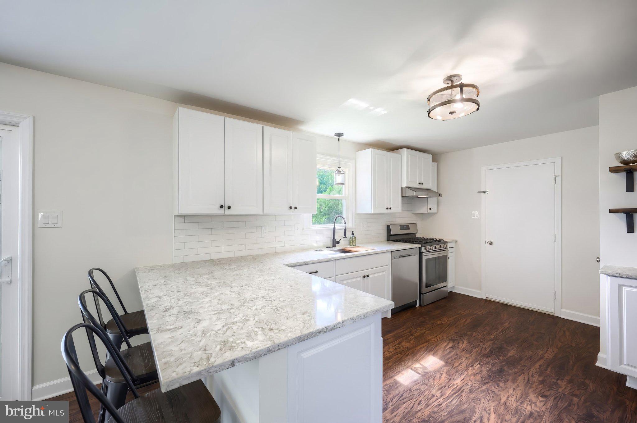 COLONIAL ACRES - Residential