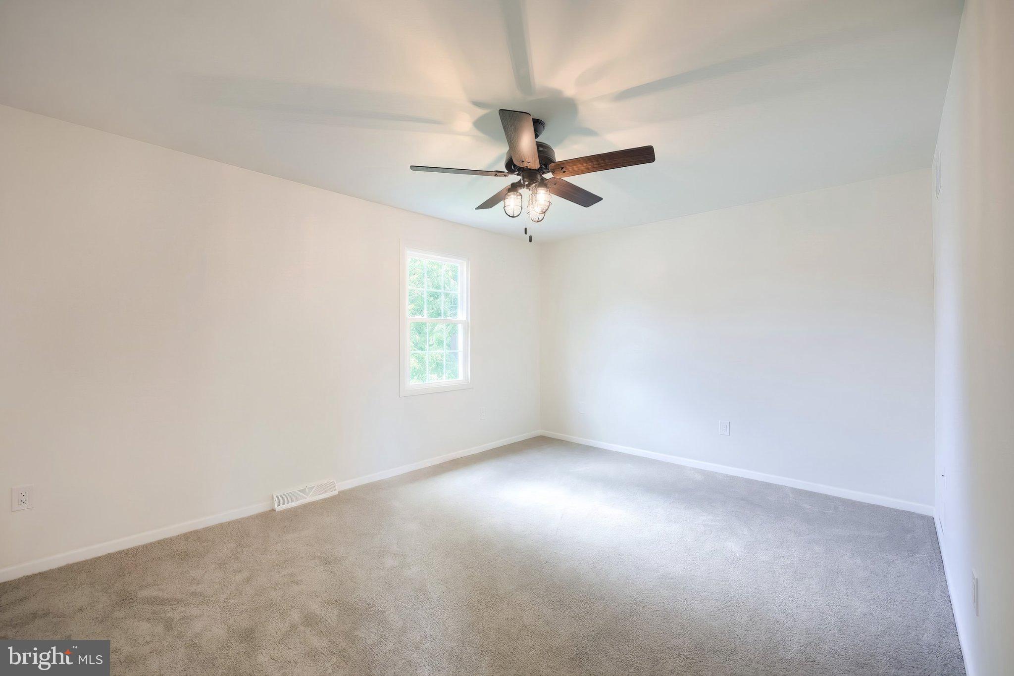 COLONIAL ACRES - Residential