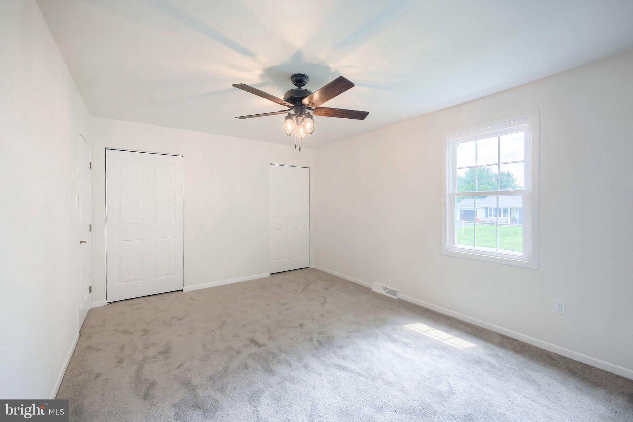 COLONIAL ACRES - Residential