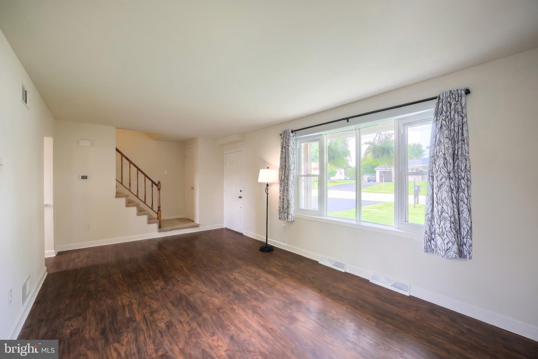 27 COLONIAL DRIVE