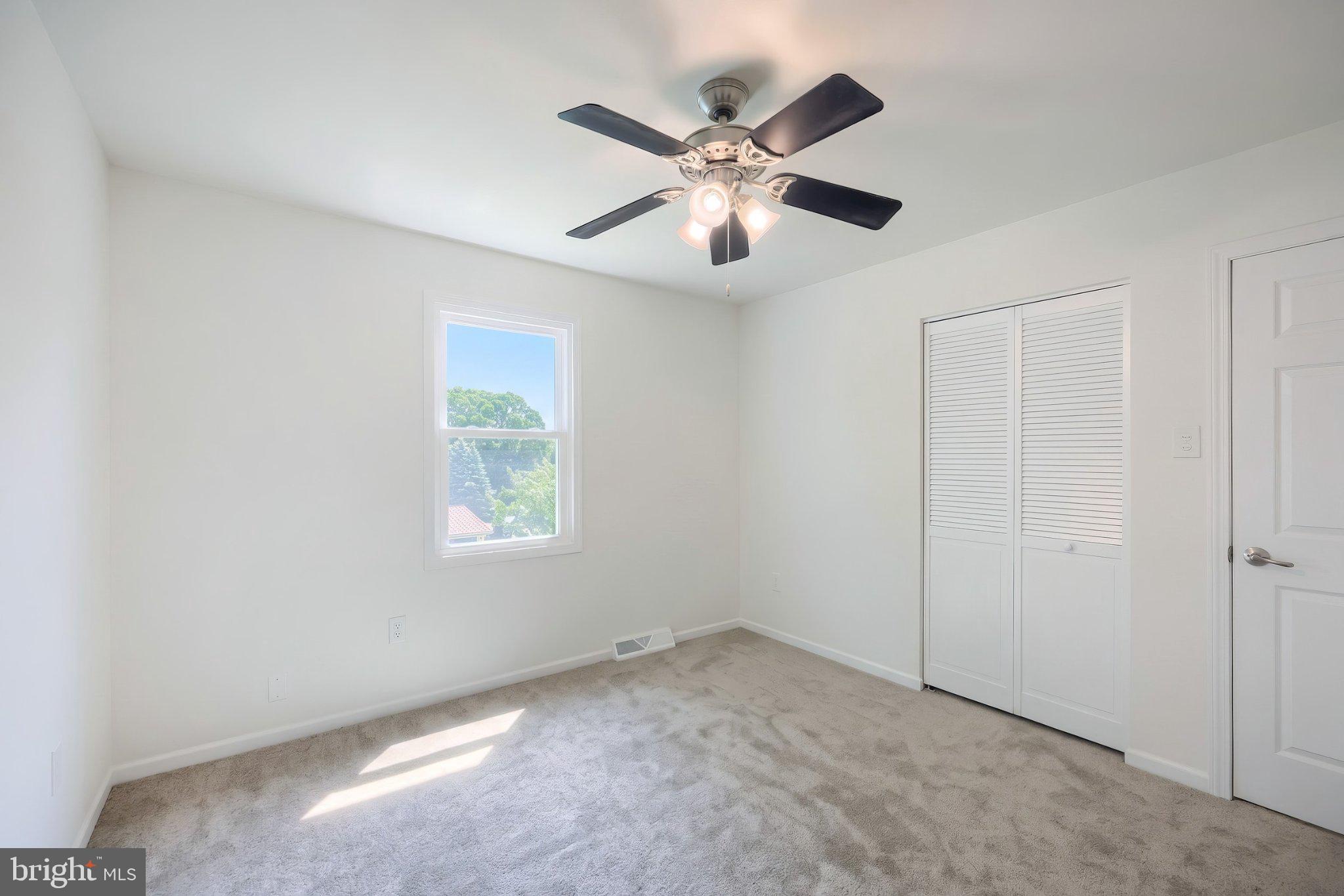 COLONIAL ACRES - Residential