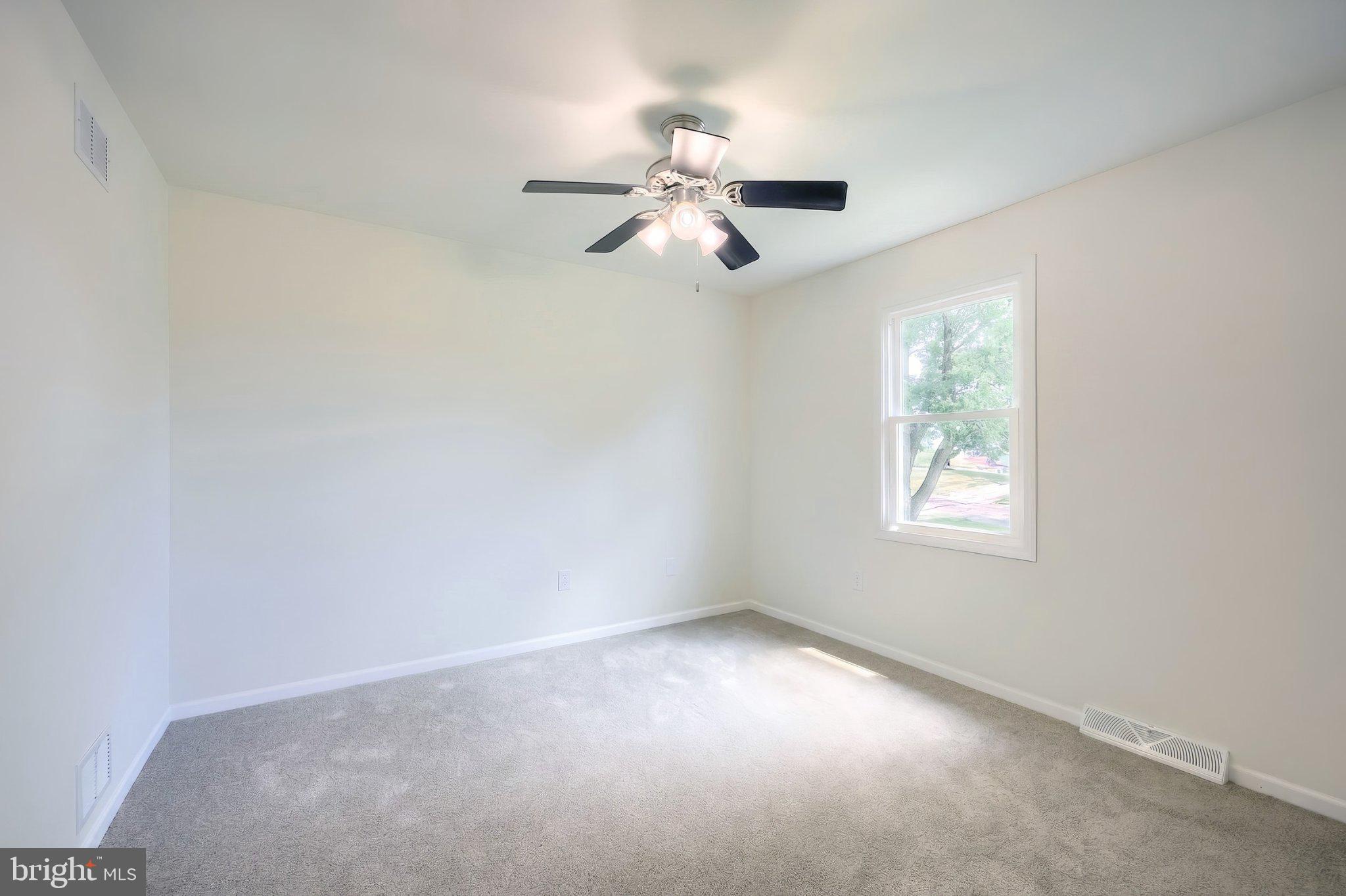 COLONIAL ACRES - Residential