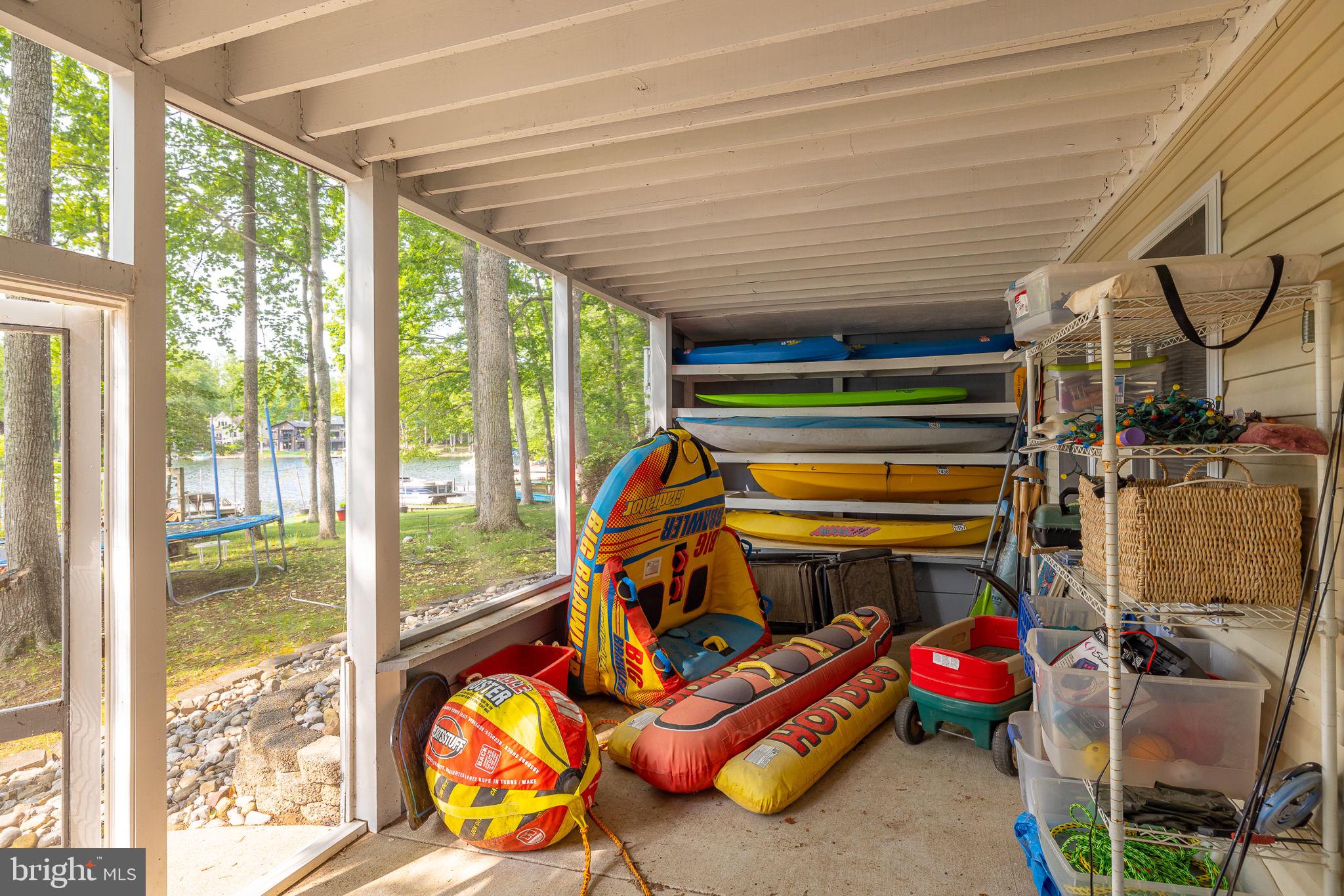 LAKE OF THE WOODS - Residential