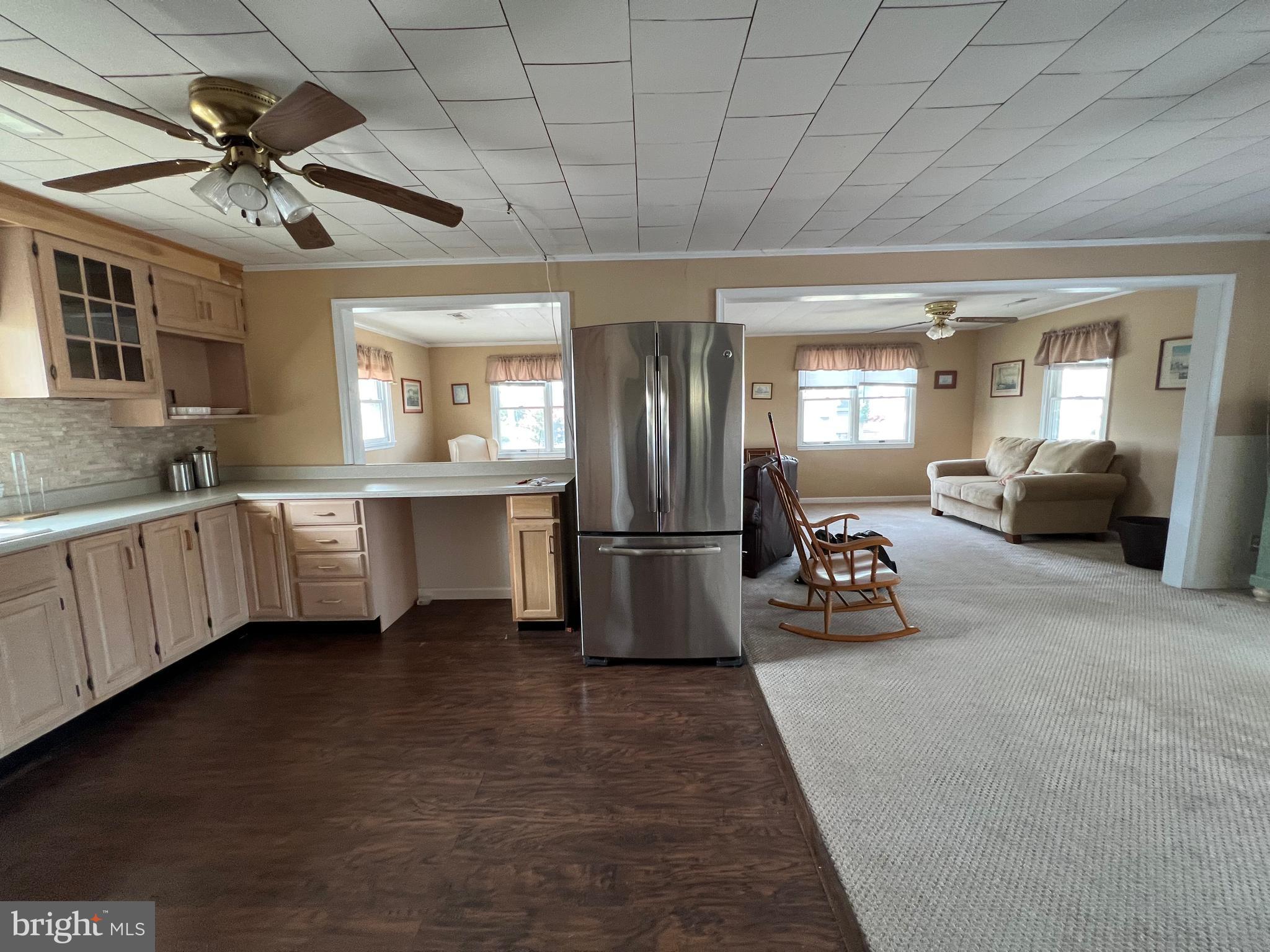 GLENN ACRES - Residential