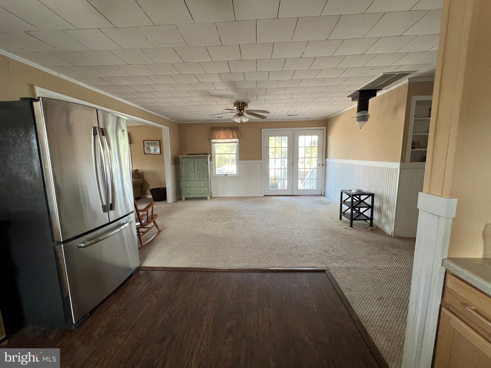 GLENN ACRES - Residential