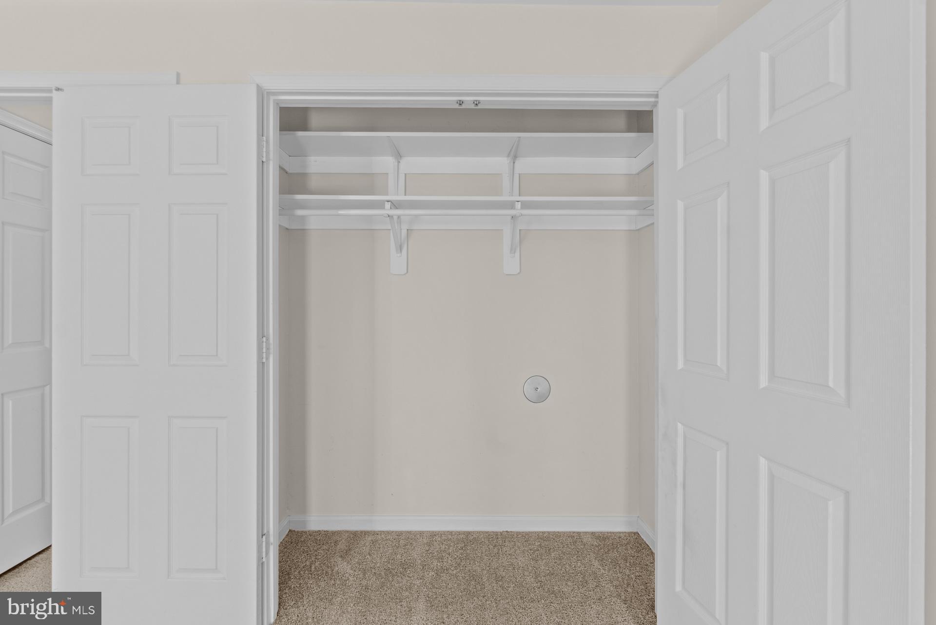 WOODLAND LAKE CONDO - Residential