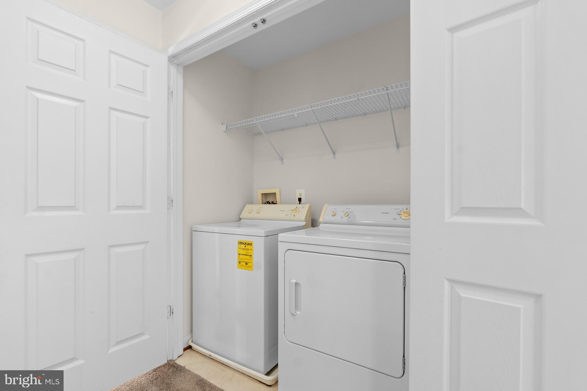 WOODLAND LAKE CONDO - Residential