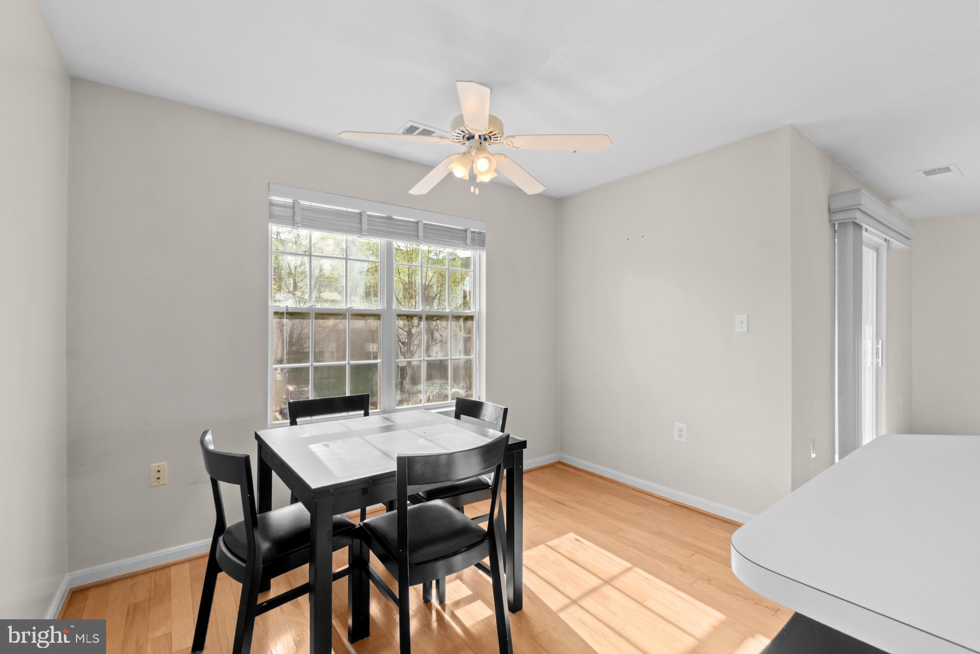 WOODLAND LAKE CONDO - Residential