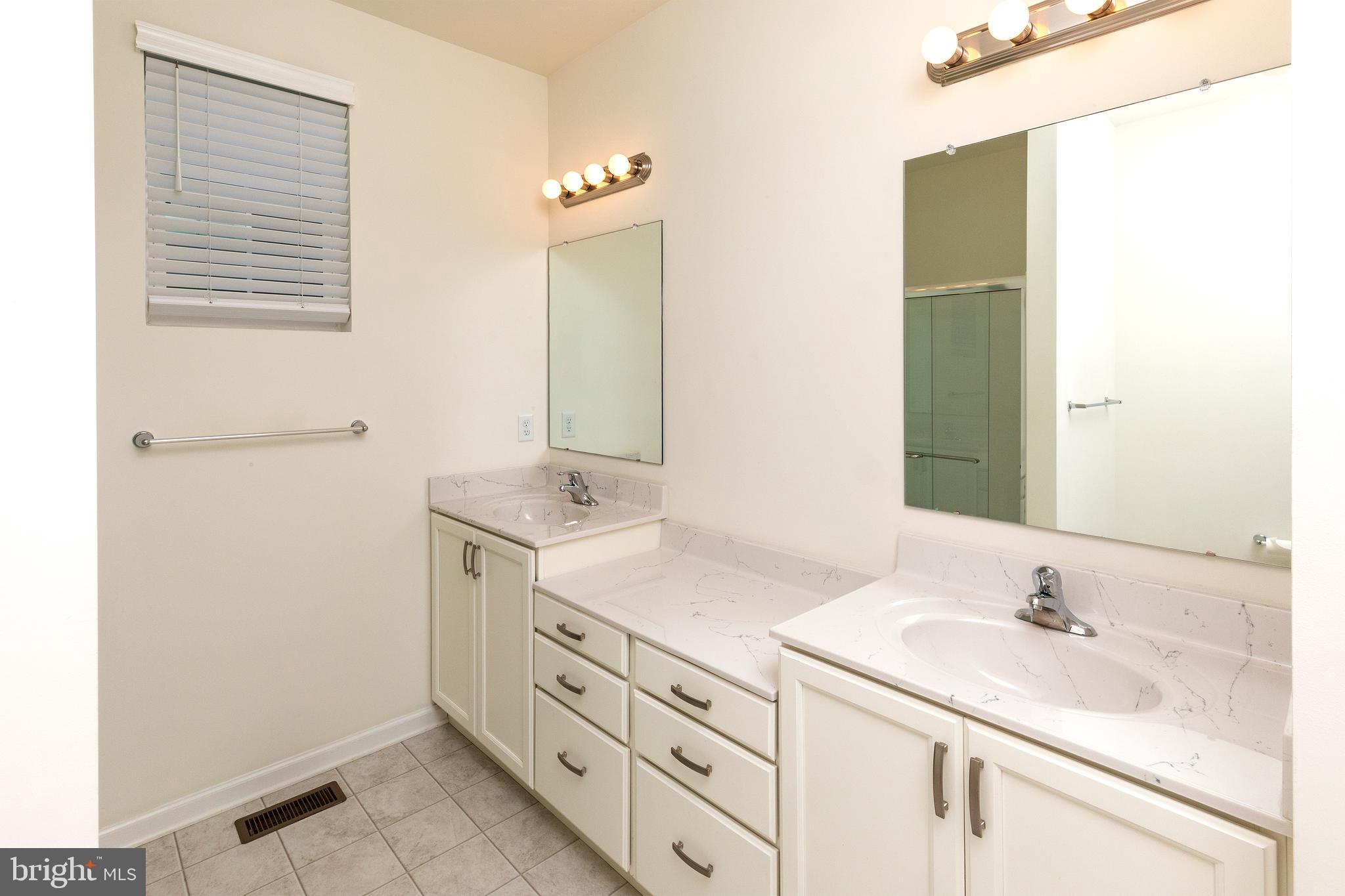 VILLAGE OF BAYBERRY - Residential