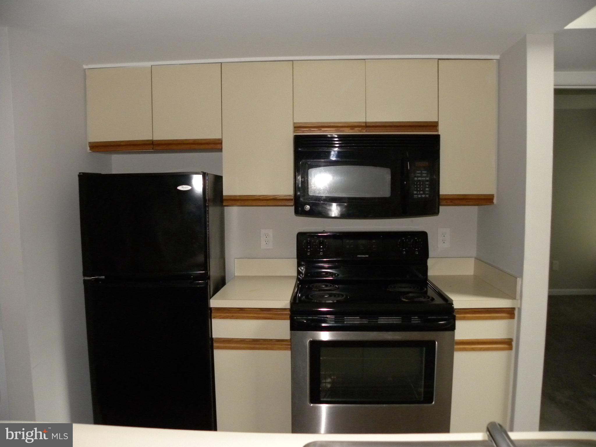 VISTAS AT LAKE ARBOR - Residential