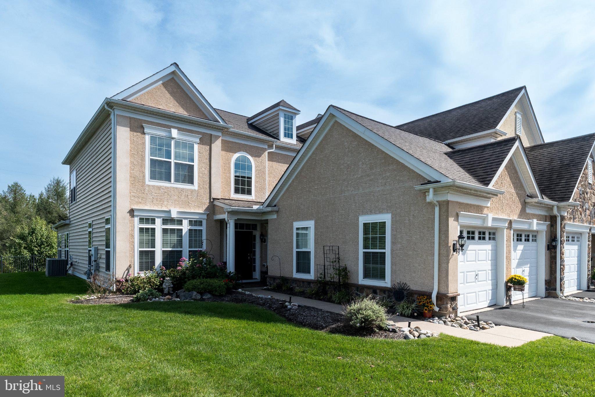 509 JASMINE CIRCLE