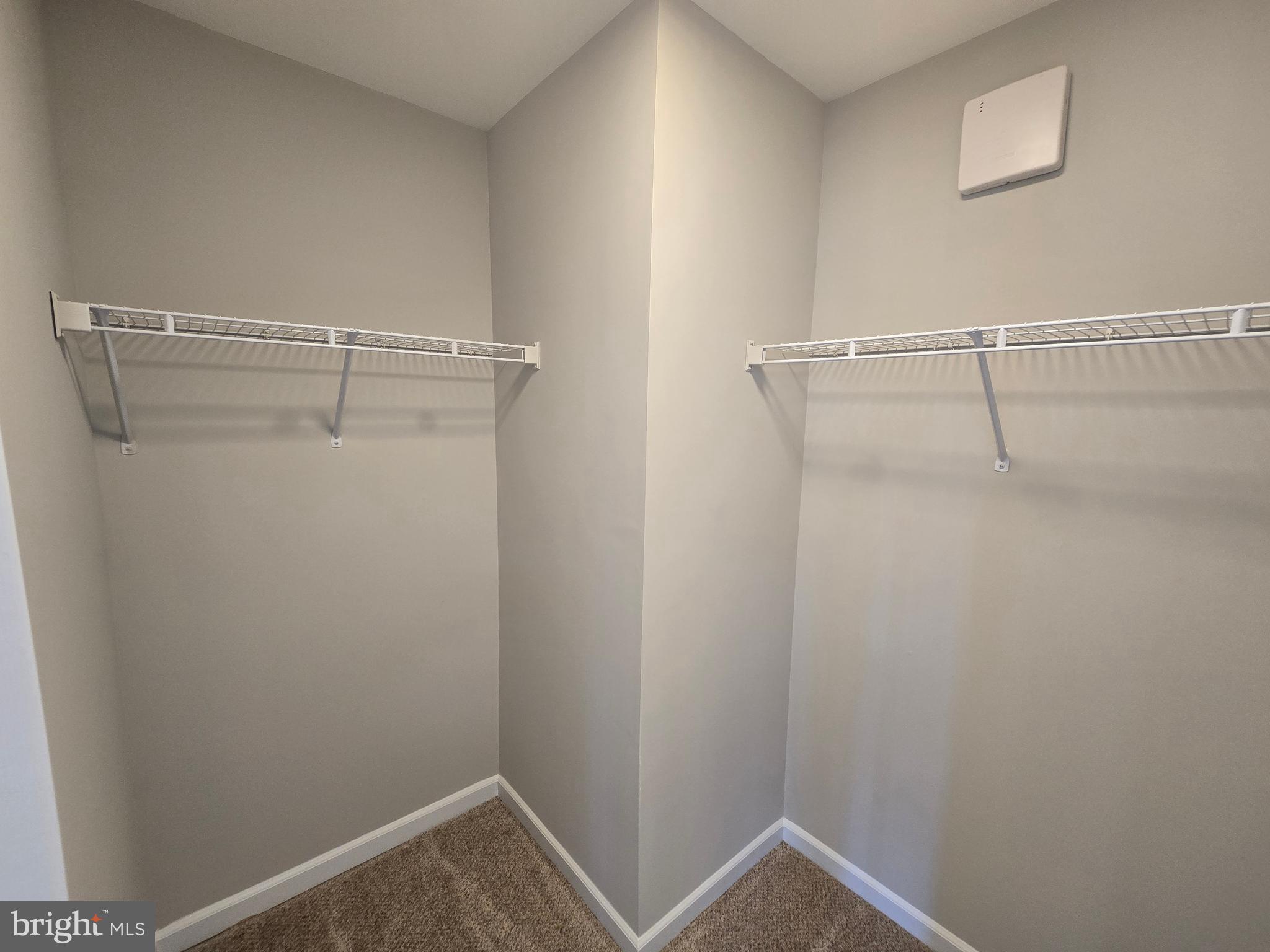 LAKELAND PLACE - Residential