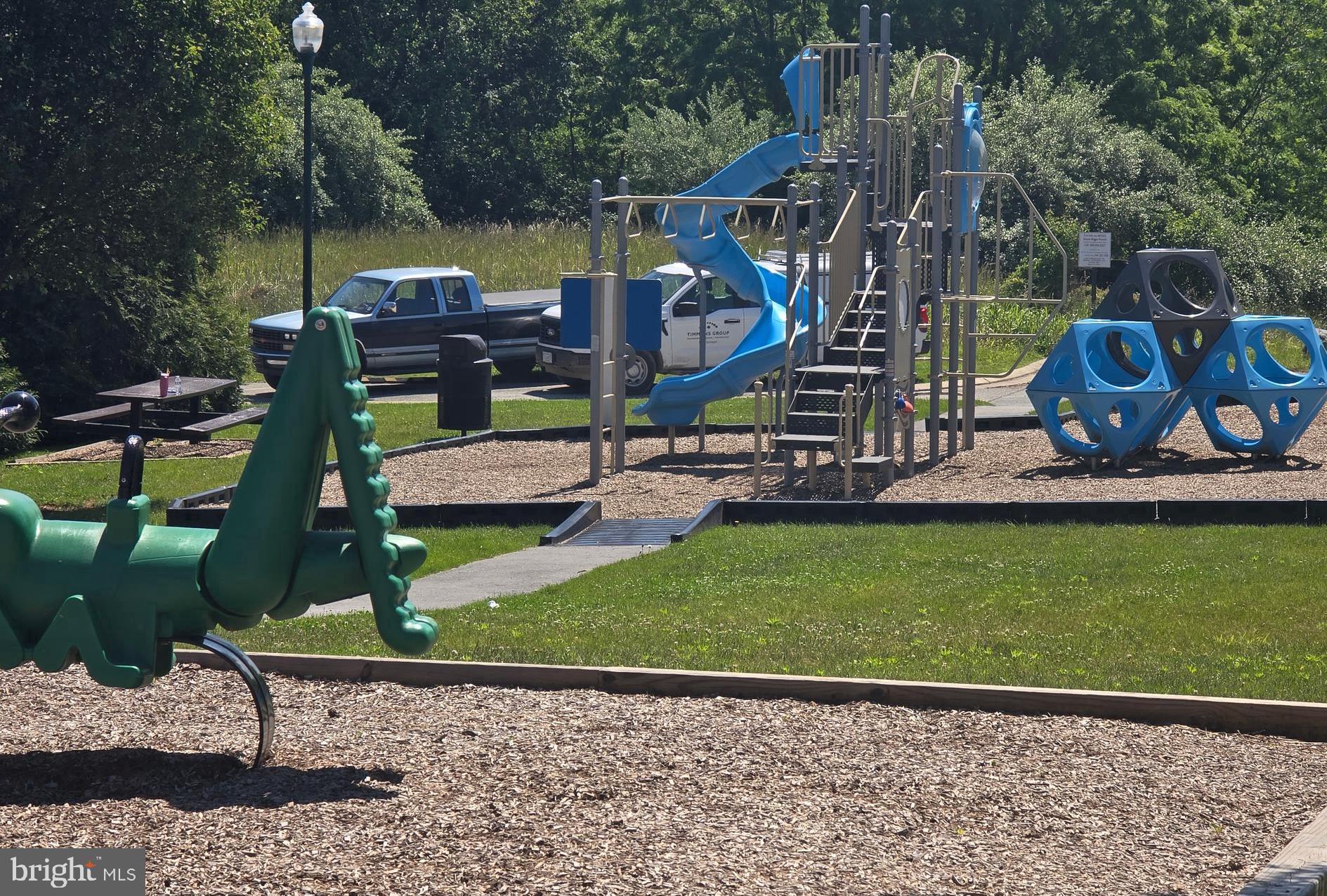 LAKELAND PLACE - Residential