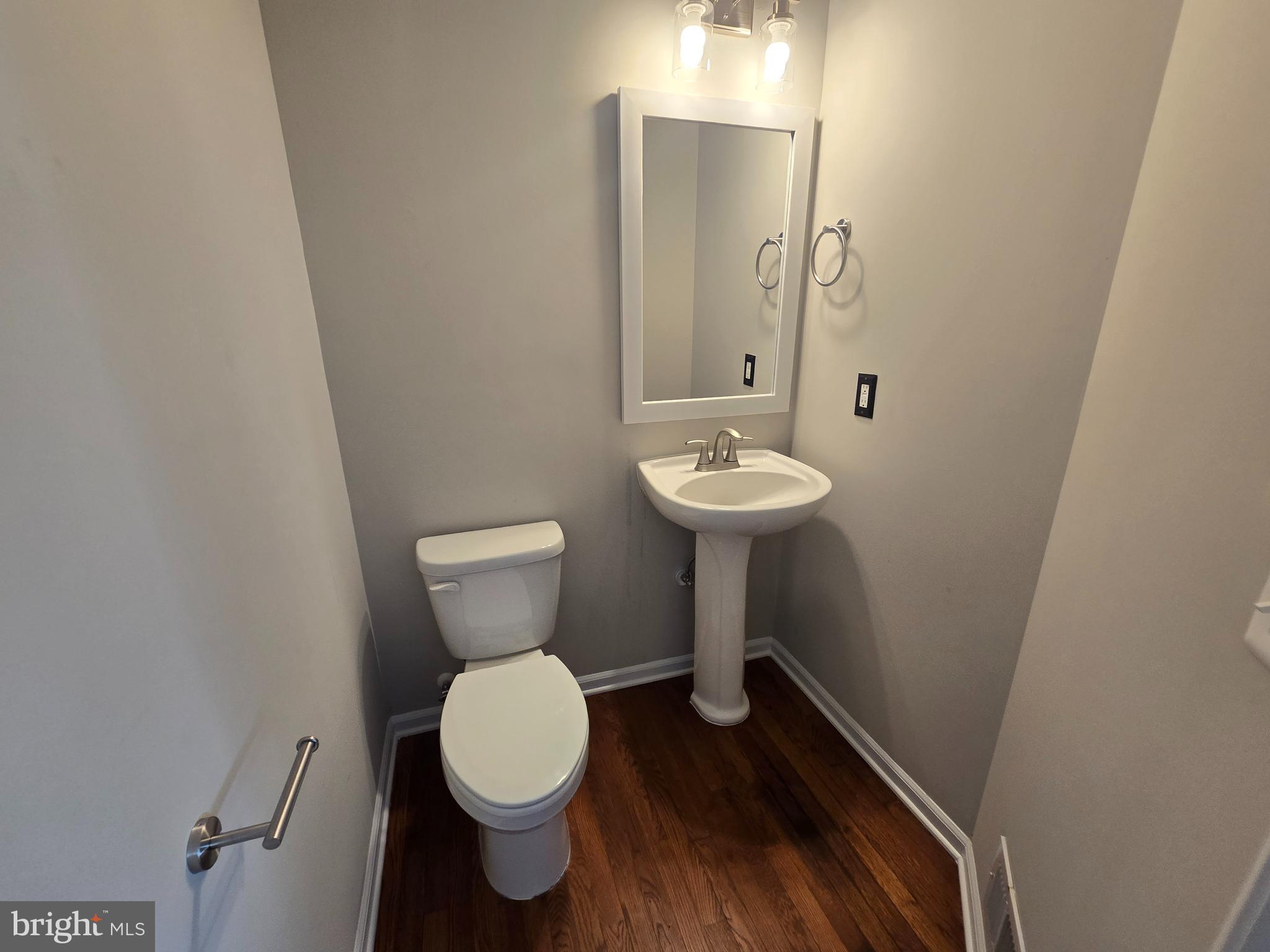 LAKELAND PLACE - Residential