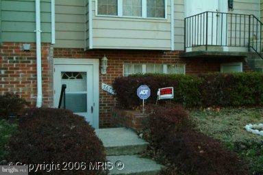 ARBORY CONDO-PHASE 9> - Residential Lease