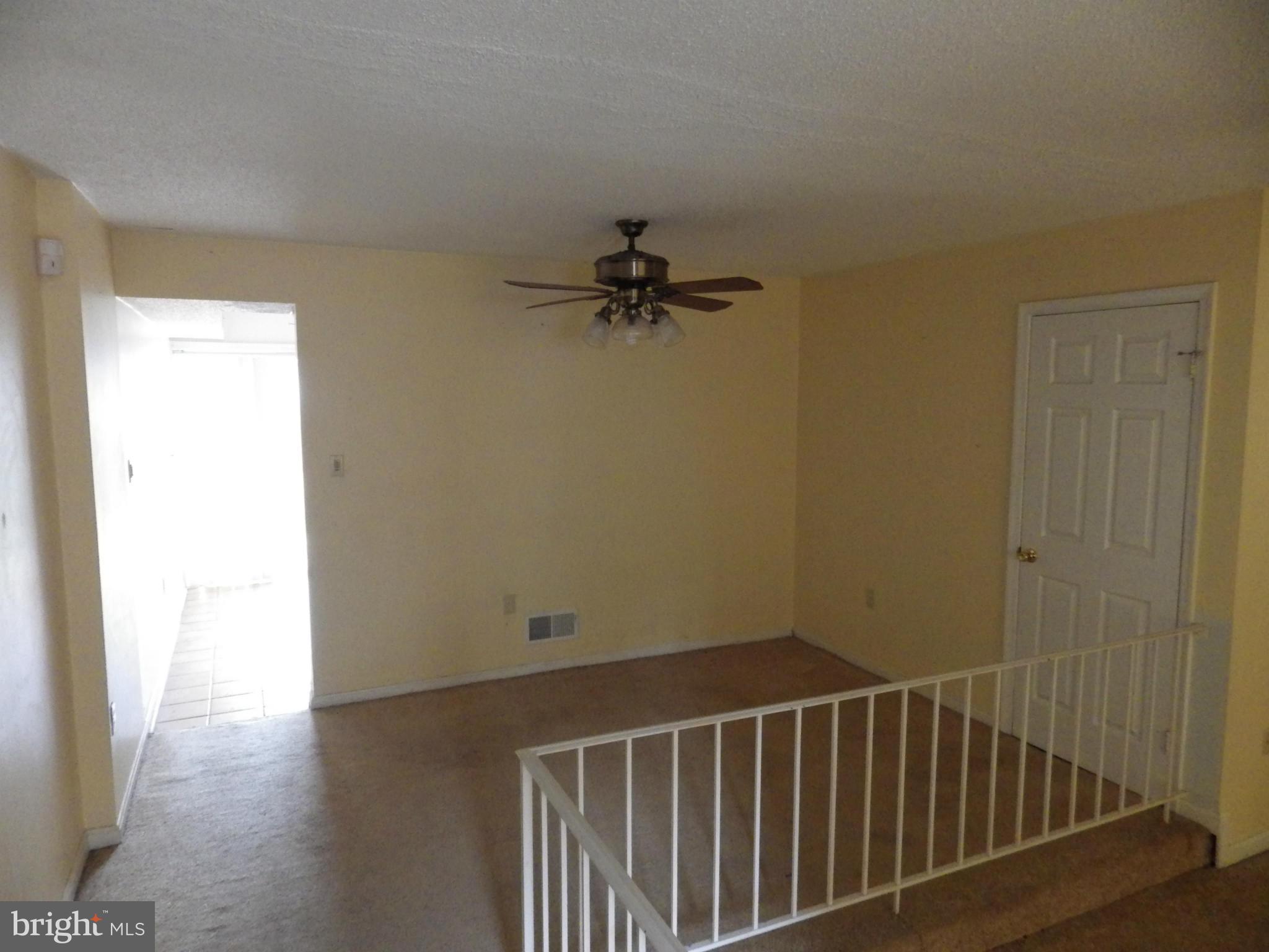 ARBORY CONDO-PHASE 9> - Residential Lease