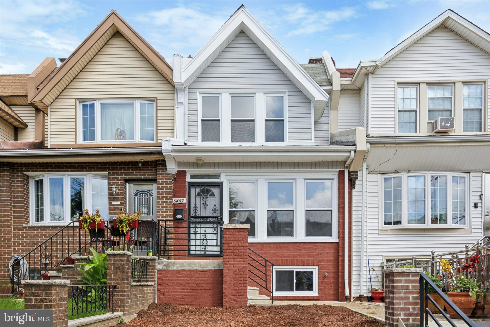 Welcome to 5407 Arlington!! This beautifully updated 3 bed 2 bath home offers modern living just minutes from Saint Joseph's University. With a brand new kitchen, updated bathrooms, and stylish finishes throughout. Enjoy spacious bedrooms, a bright open concept living area, a completely finished basement, brand new deck and convenient city access in a rapidly growing neighborhood. Seller is motivated! Schedule your showing ASAP!