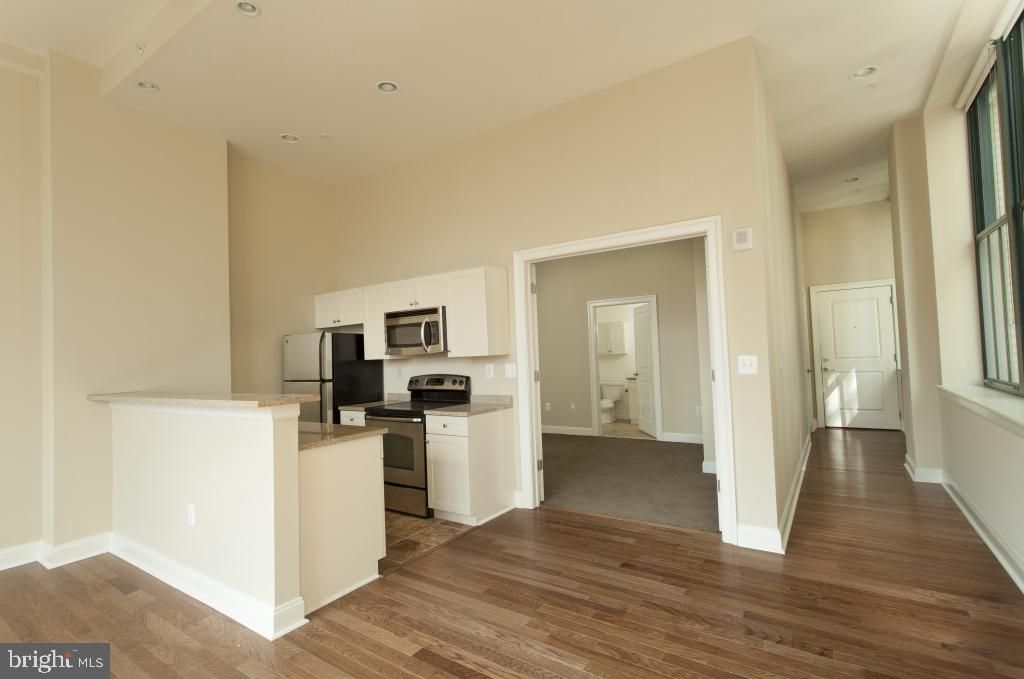 Photo of 312-22 Walnut St, PHILADELPHIA, PA 19106 (MLS # PAPH2542128)
