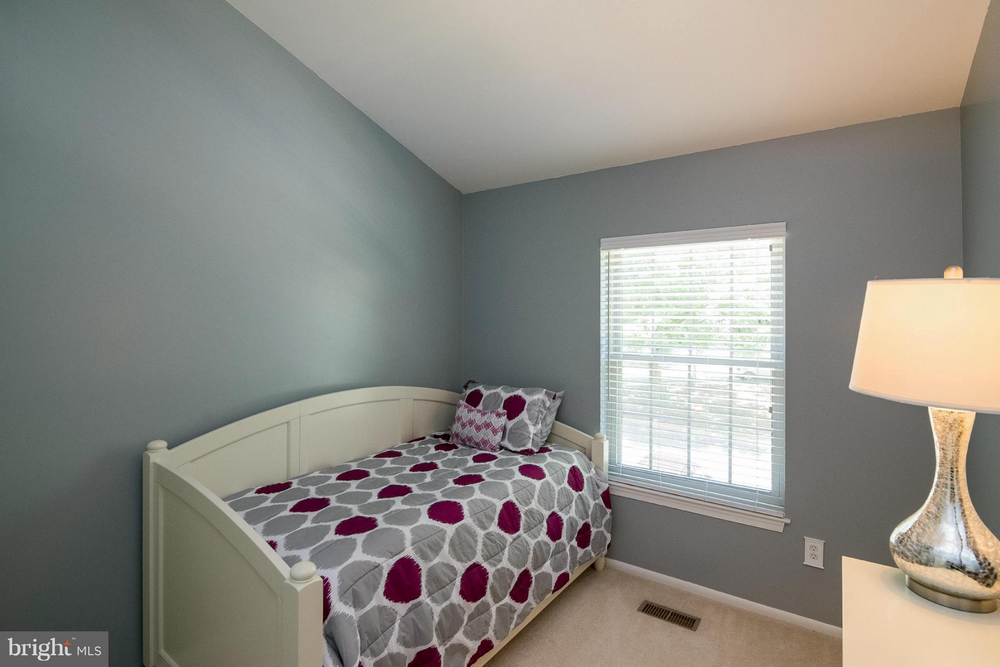 LOVETON FARMS - Residential