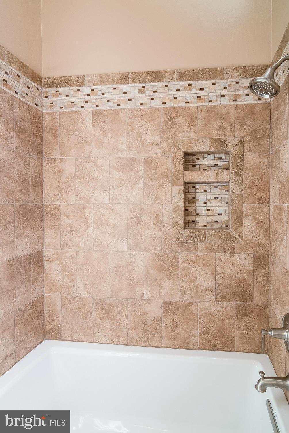 LOVETON FARMS - Residential