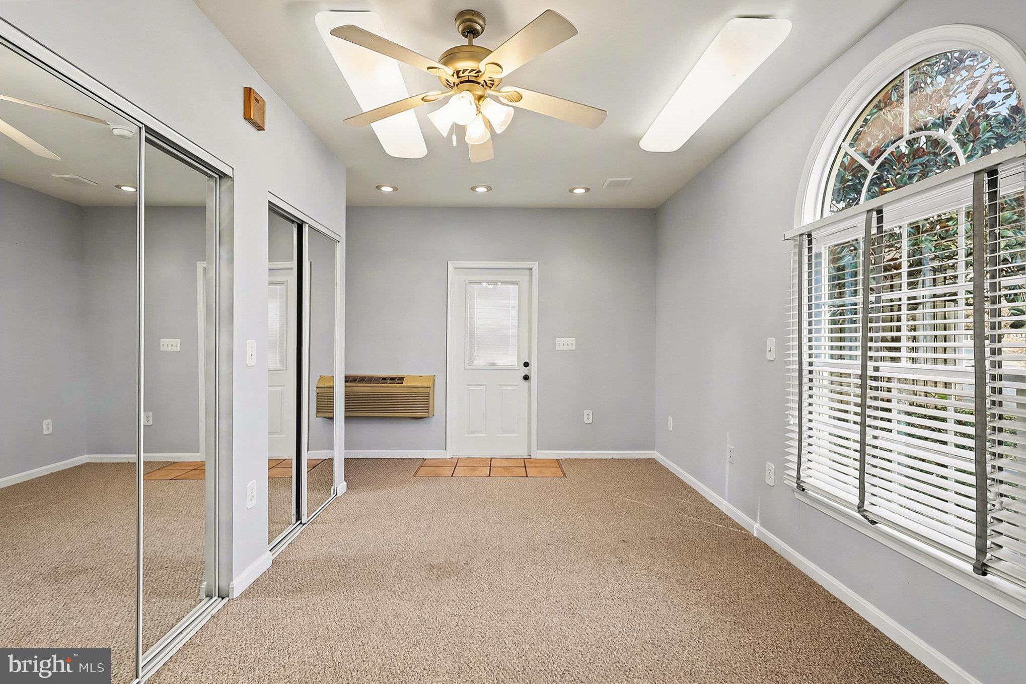 ROCKY RUN - Residential Lease