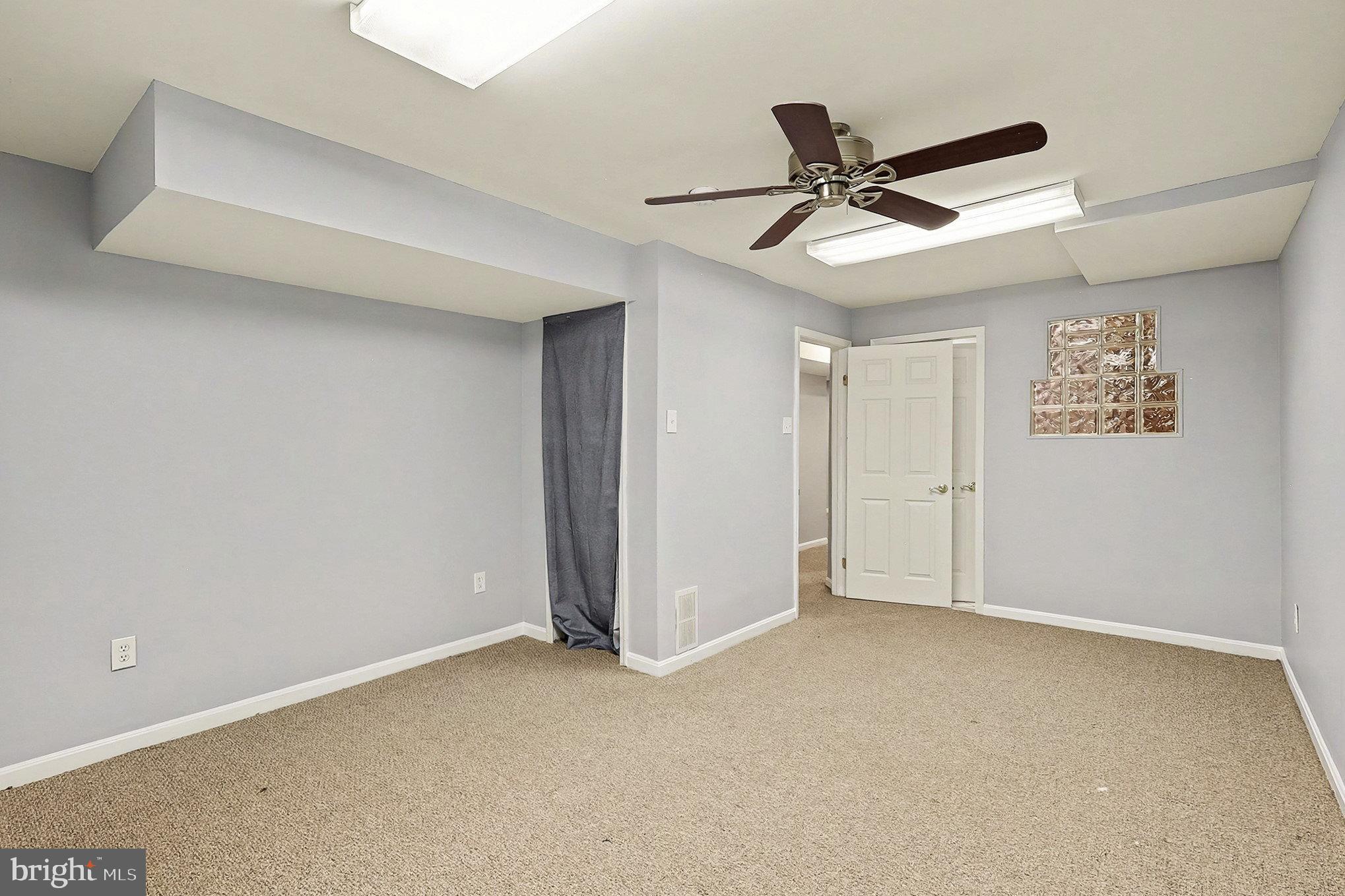 ROCKY RUN - Residential Lease