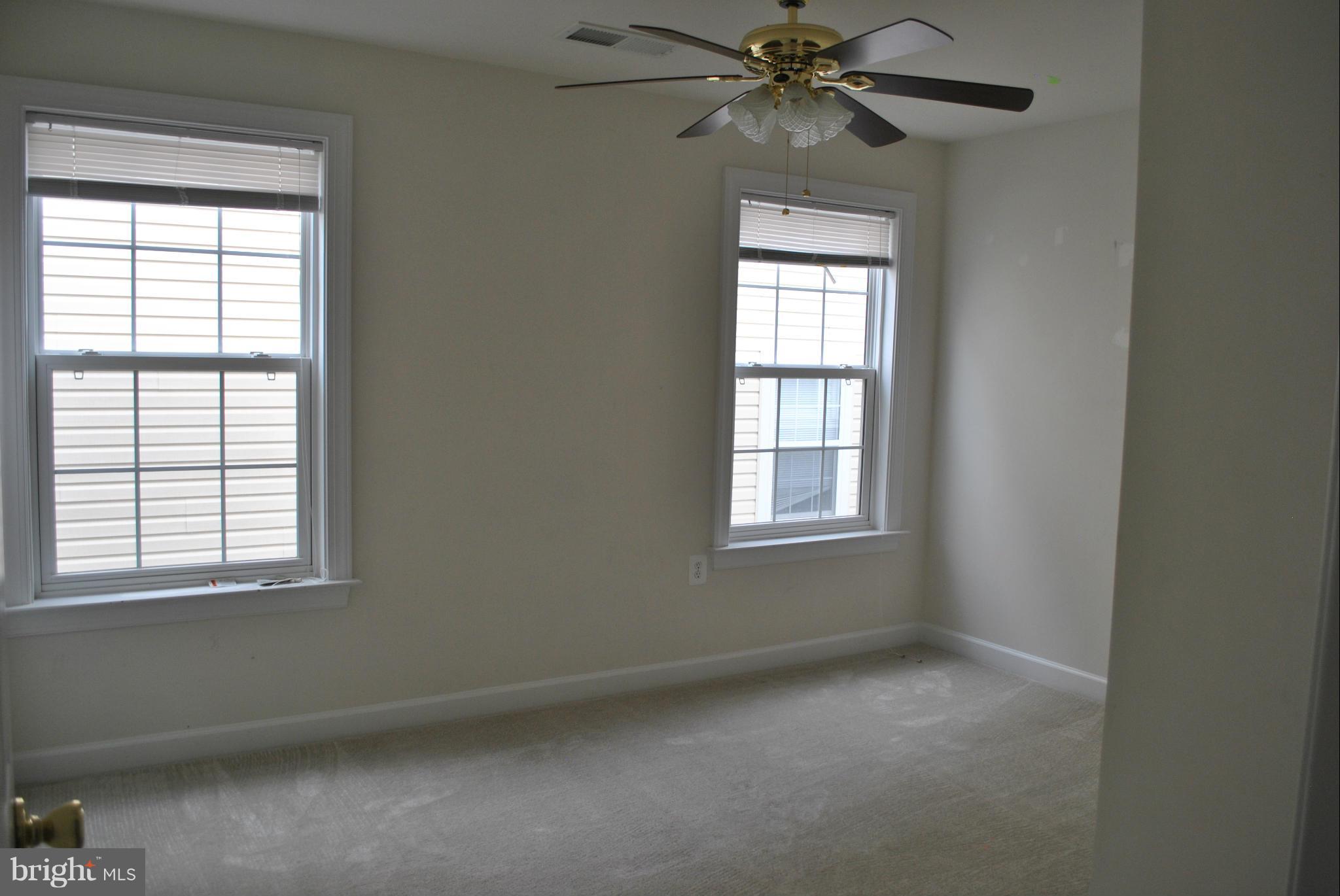 COPPERMINE CROSSING - Residential Lease