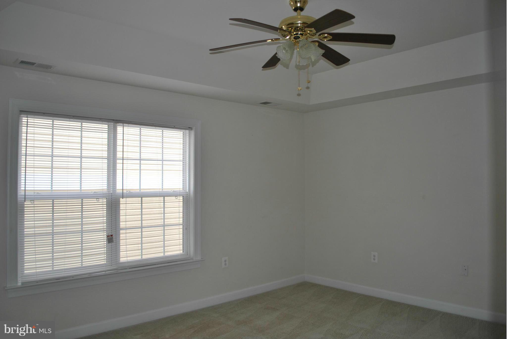 COPPERMINE CROSSING - Residential Lease