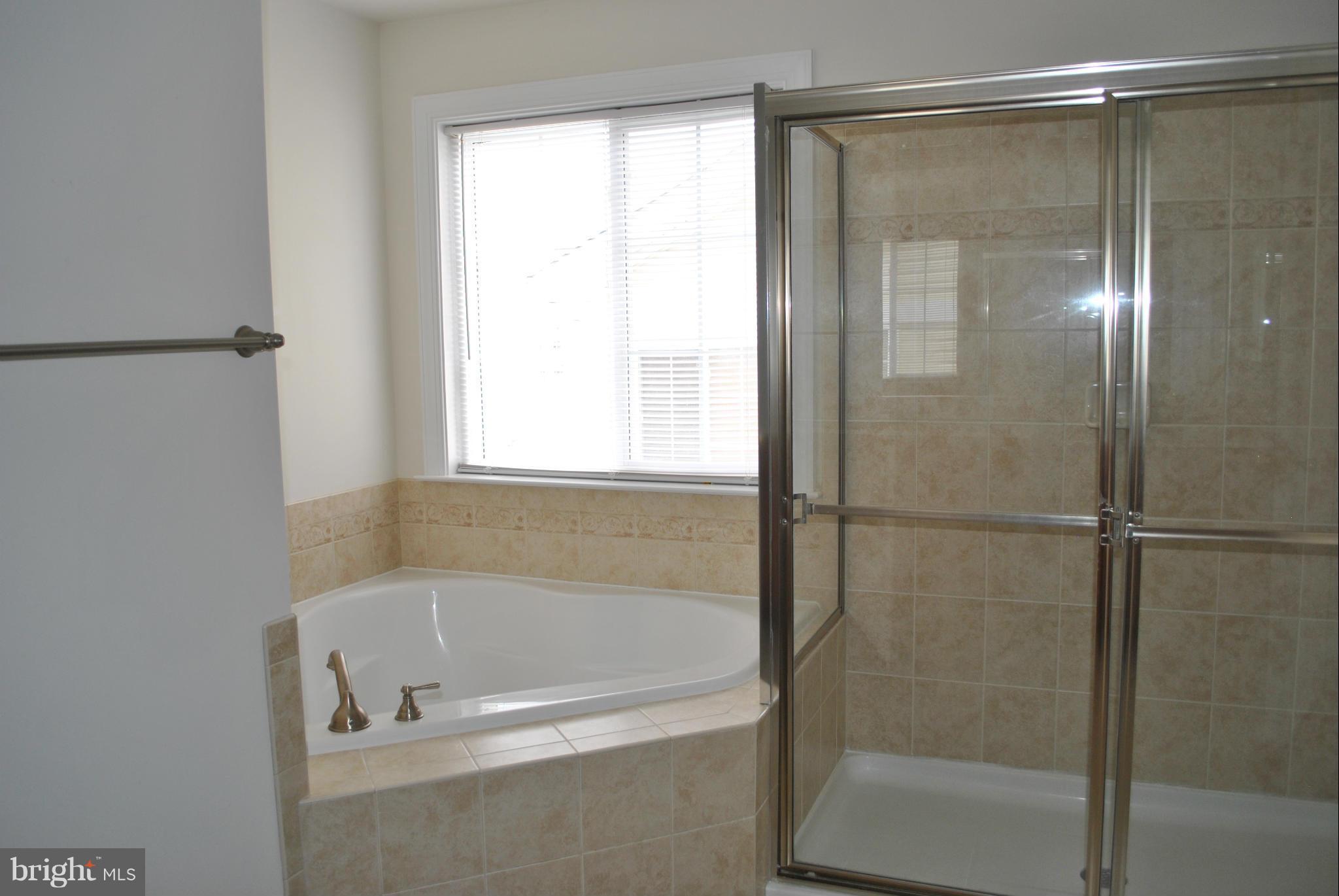 COPPERMINE CROSSING - Residential Lease