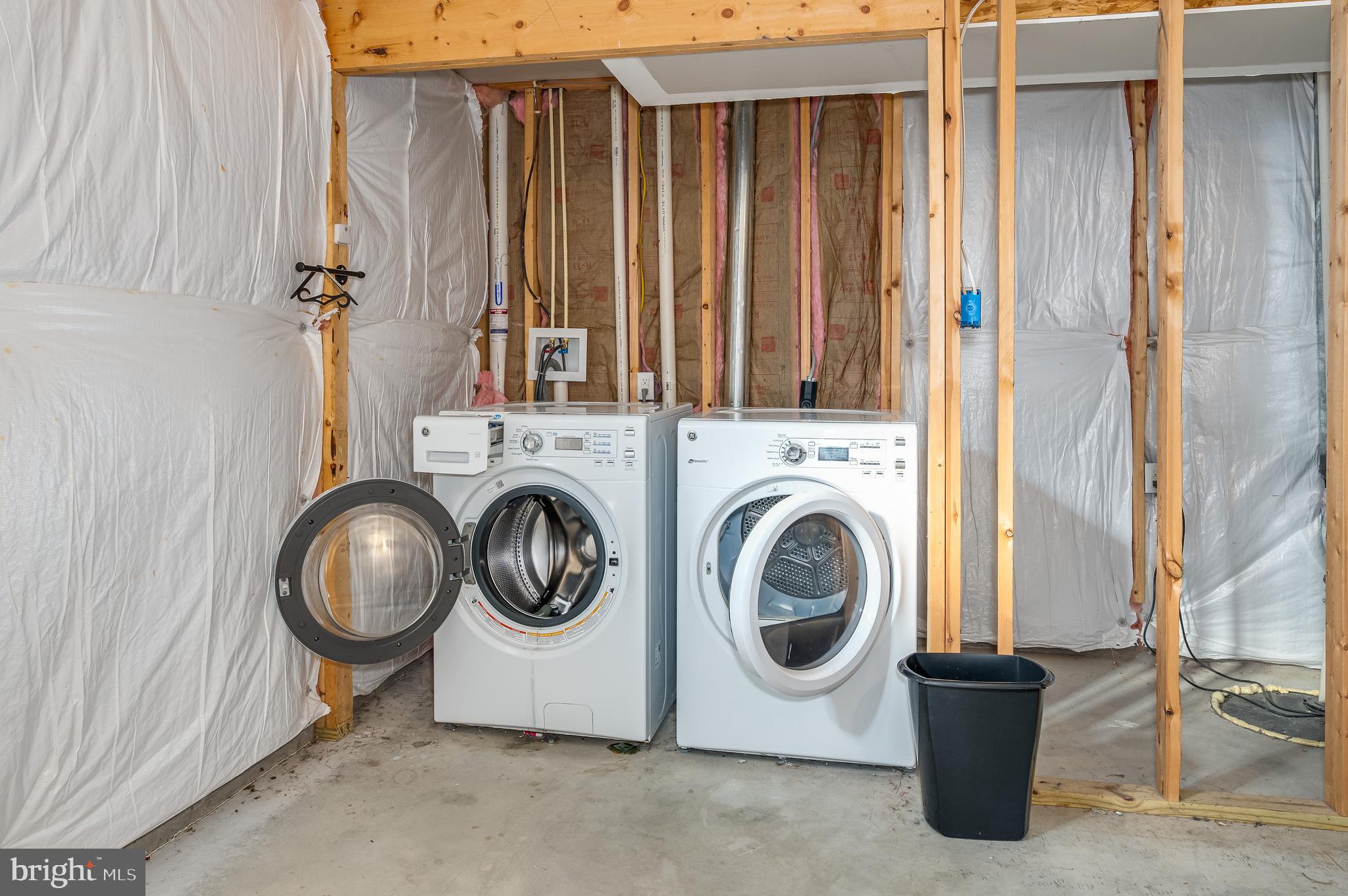 MORNING DOVE ESTATES - Residential