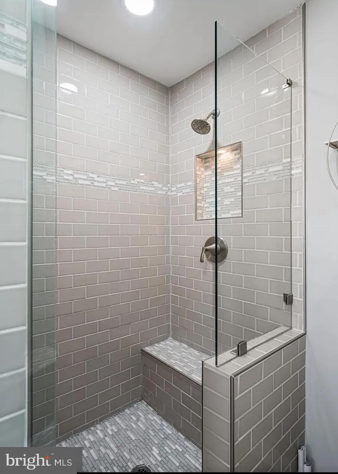 VILLAGE OF IDLEWILD - Residential Lease