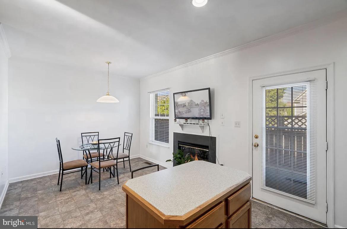 VILLAGE OF IDLEWILD - Residential Lease