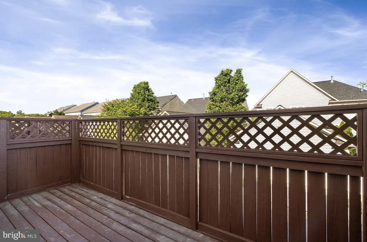 VILLAGE OF IDLEWILD - Residential Lease