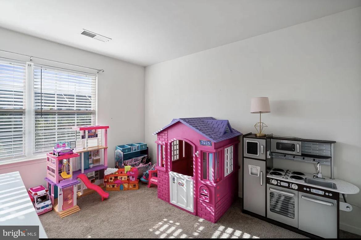 VILLAGE OF IDLEWILD - Residential Lease