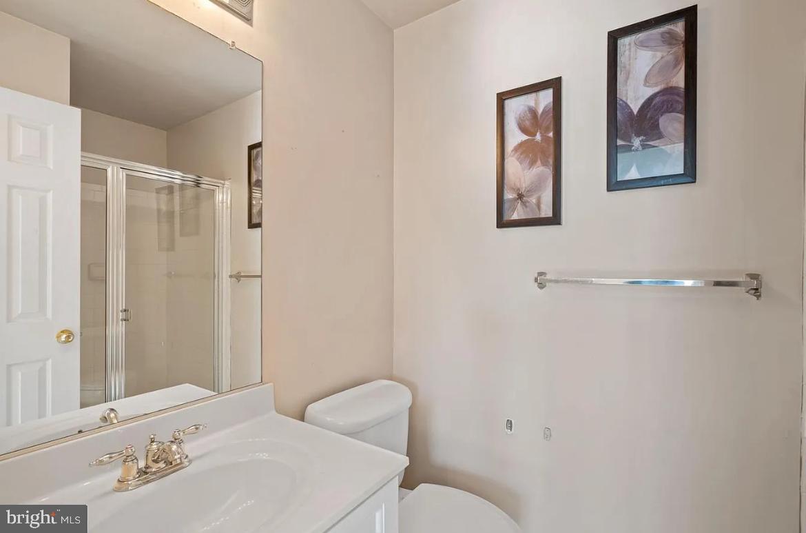 VILLAGE OF IDLEWILD - Residential Lease