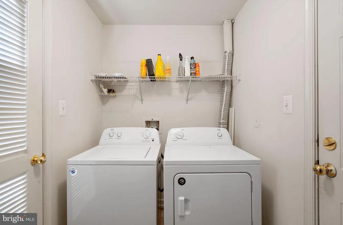 VILLAGE OF IDLEWILD - Residential Lease