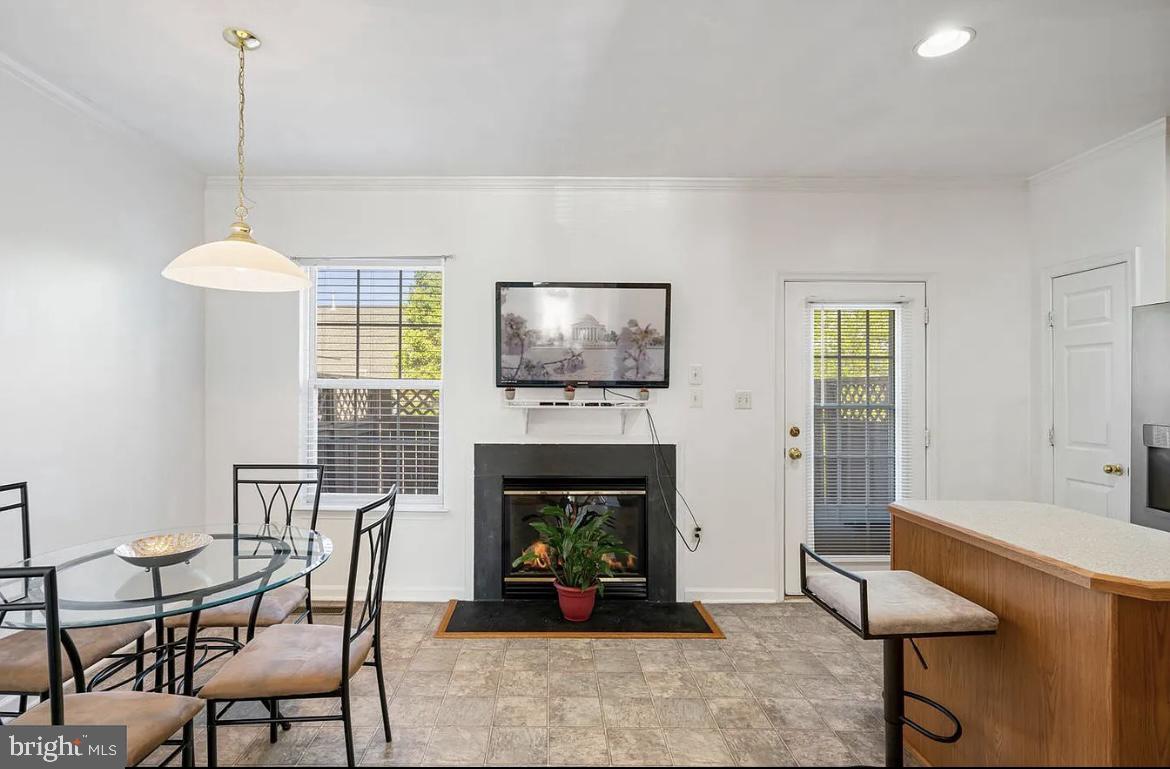 VILLAGE OF IDLEWILD - Residential Lease