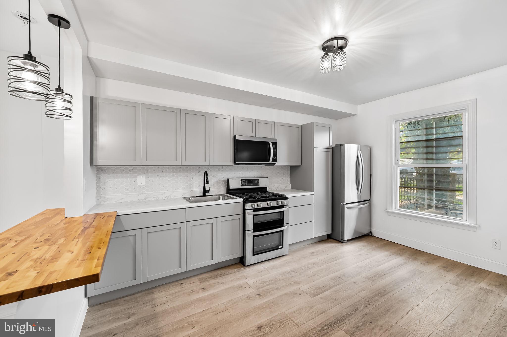 CLIFTON PARK - Residential Lease