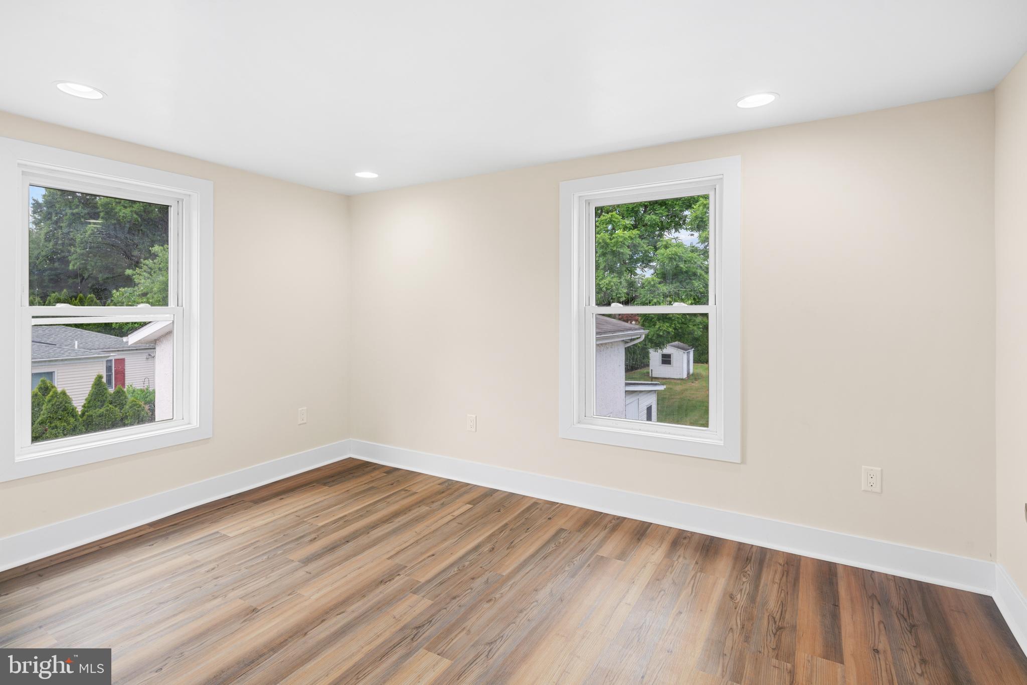 CHURCHVILLE MANOR - Residential Lease