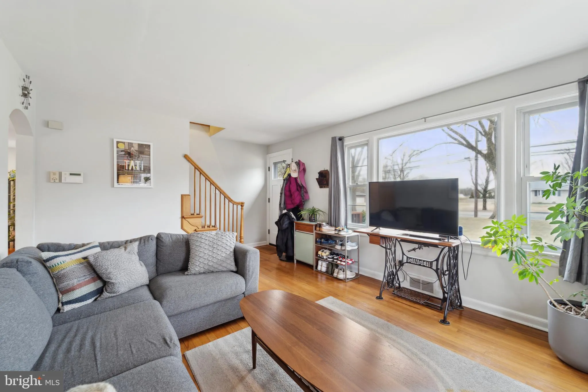 Pennington, New Jersey 08534, United States, 3 Bedrooms Bedrooms, ,2 BathroomsBathrooms,Residential,Pending,92412