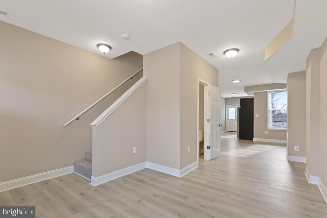 BIDDLE STREET - Residential