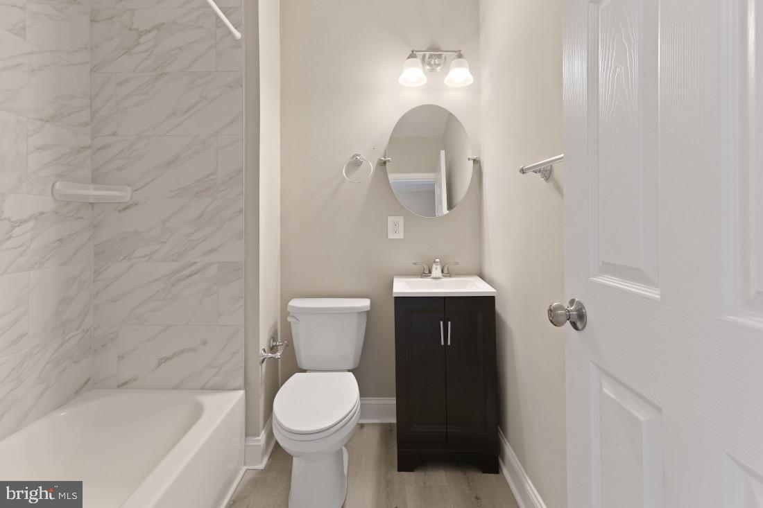 BIDDLE STREET - Residential