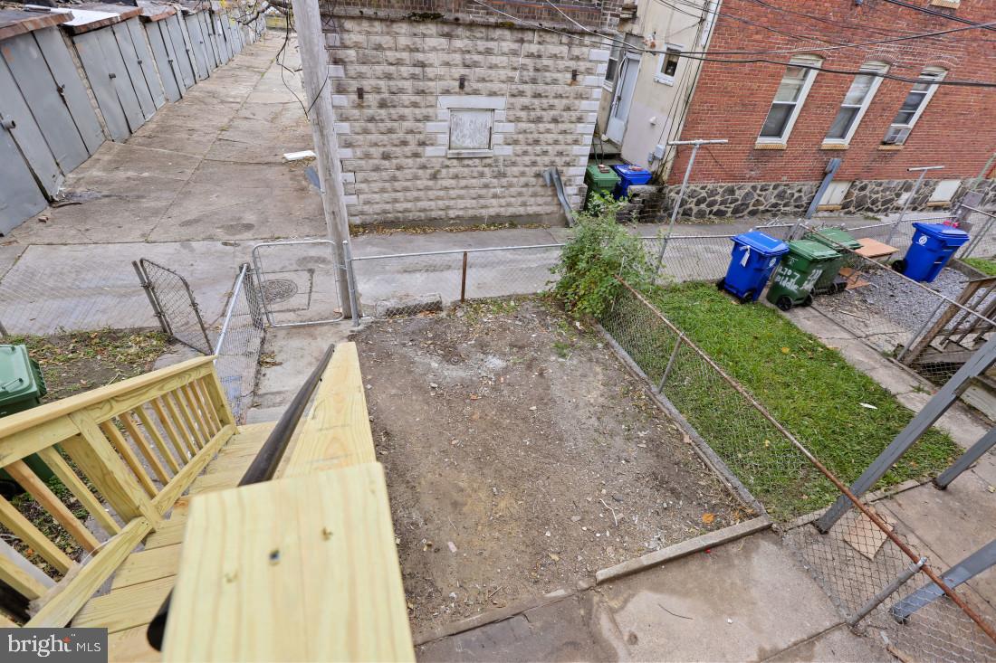 BIDDLE STREET - Residential